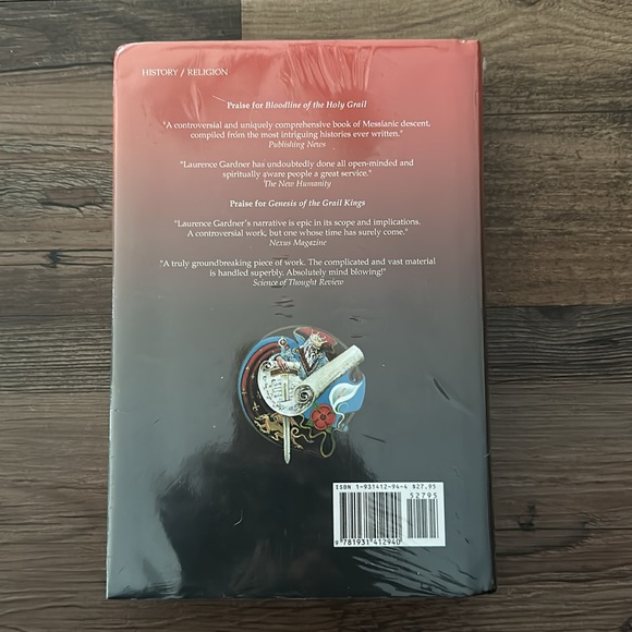 Laurence Gardner Realm of the Ring Lords; the Myth and Magic of the Grail Quest - Picture 3 of 5